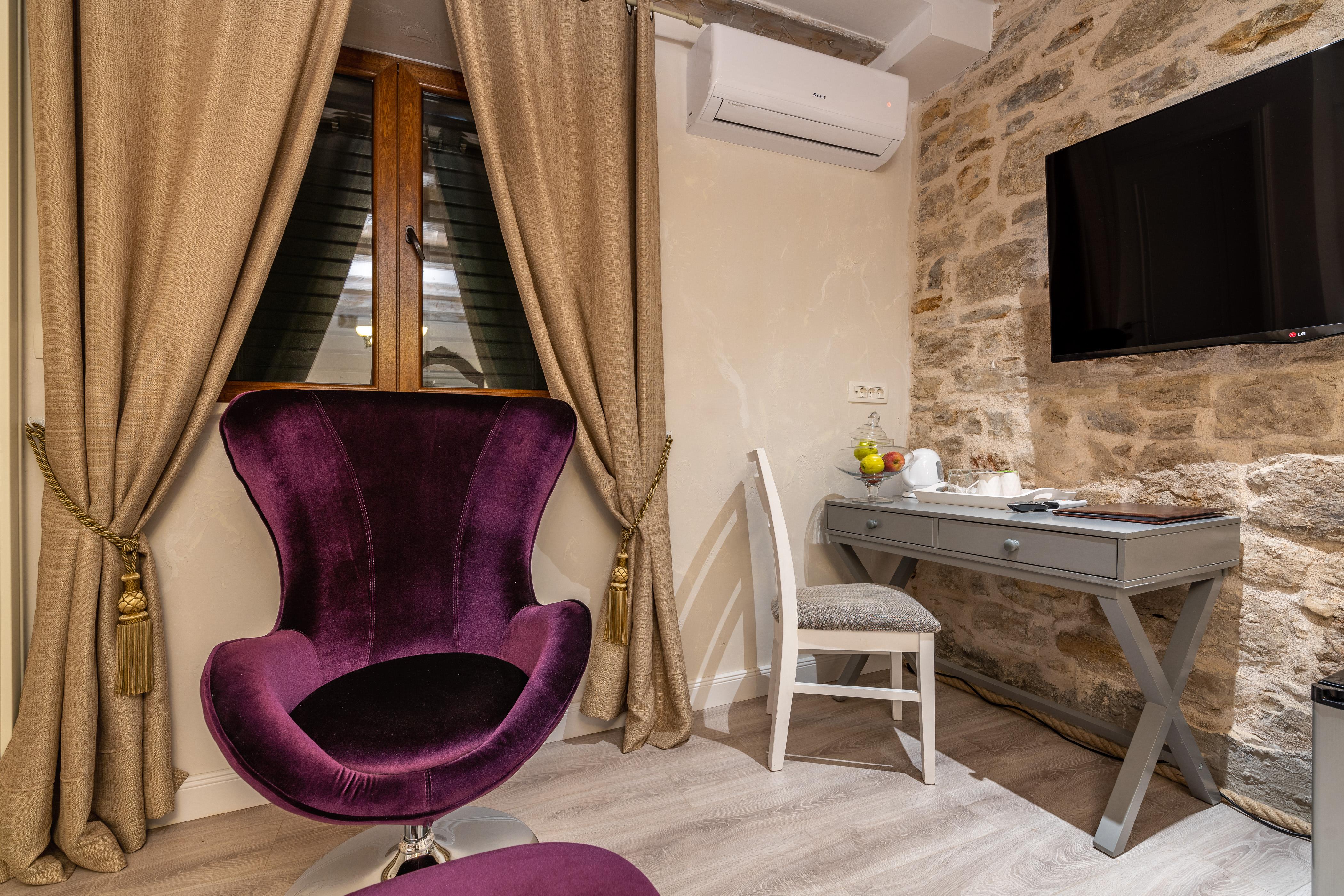 Heritage Palace Varos - Mag Quaint & Elegant Boutique Hotels Split Exteriör bild