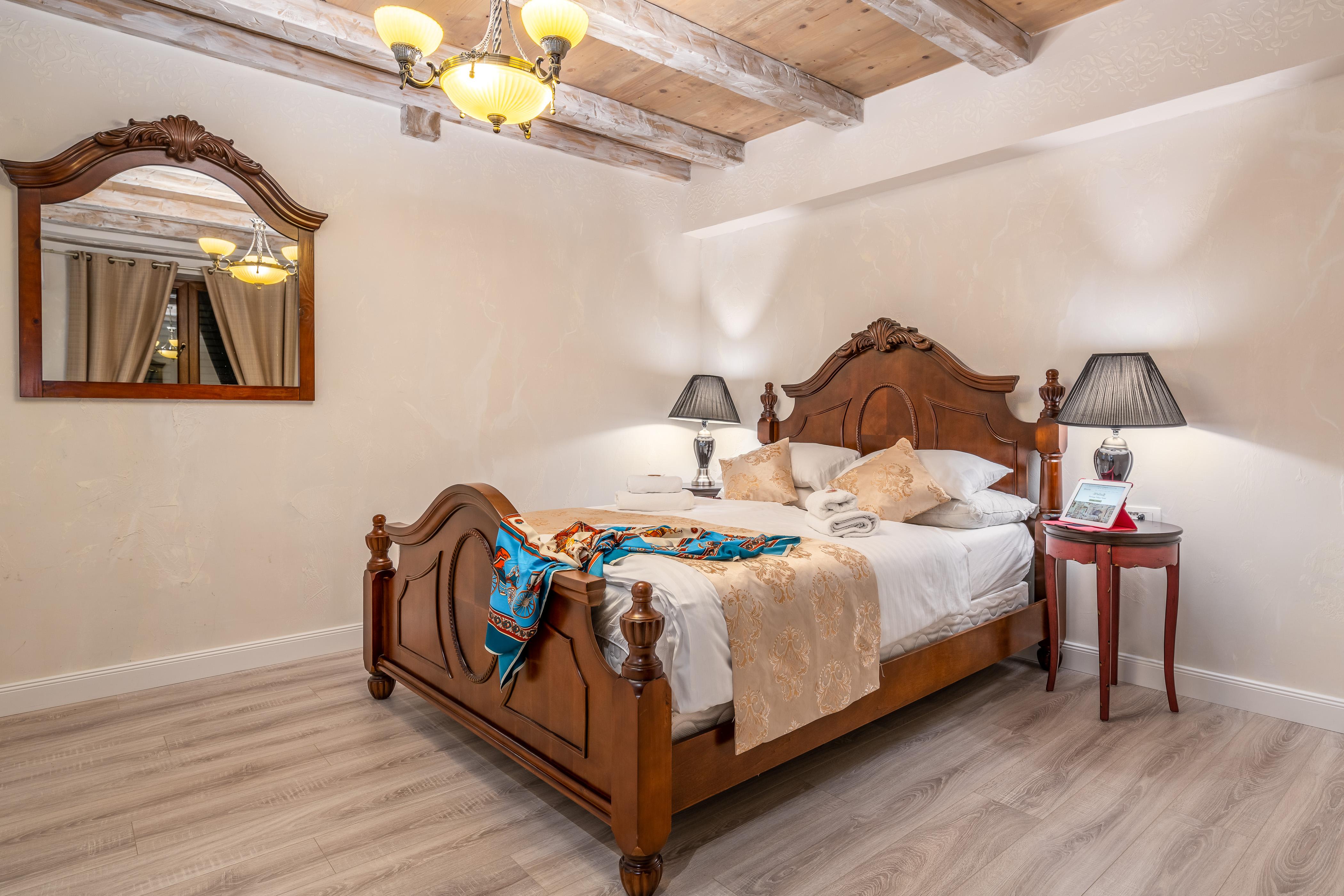 Heritage Palace Varos - Mag Quaint & Elegant Boutique Hotels Split Exteriör bild