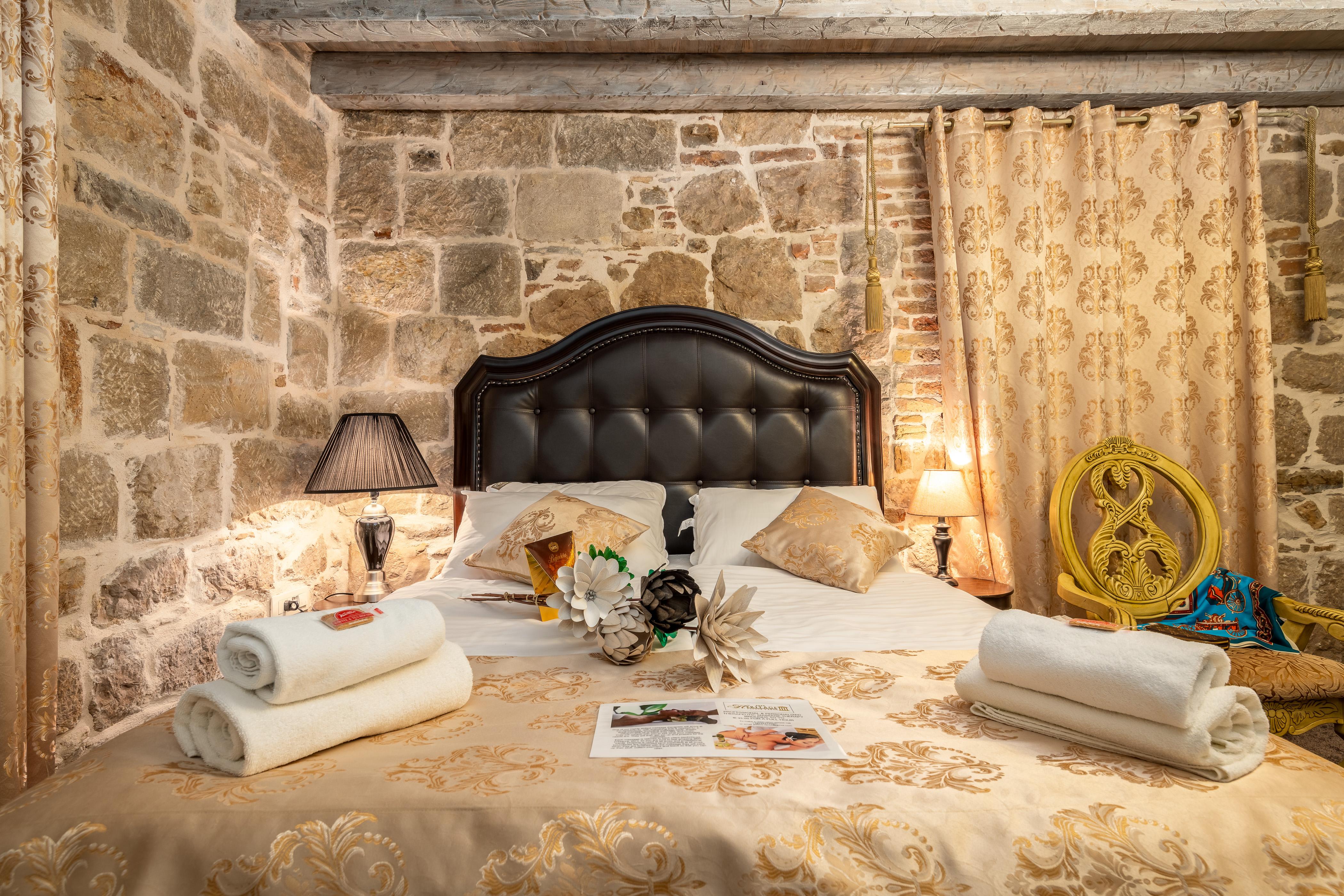 Heritage Palace Varos - Mag Quaint & Elegant Boutique Hotels Split Exteriör bild