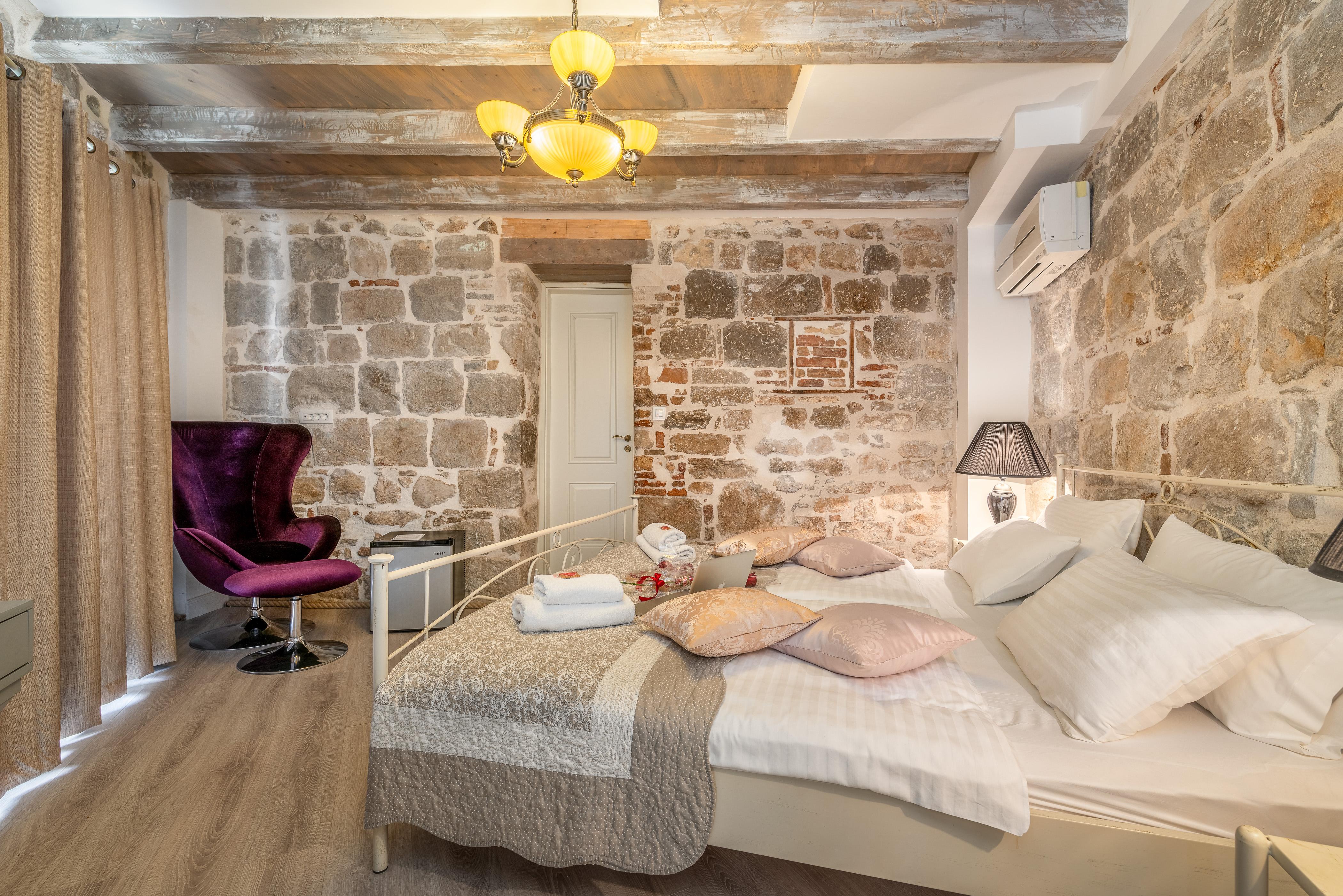 Heritage Palace Varos - Mag Quaint & Elegant Boutique Hotels Split Exteriör bild