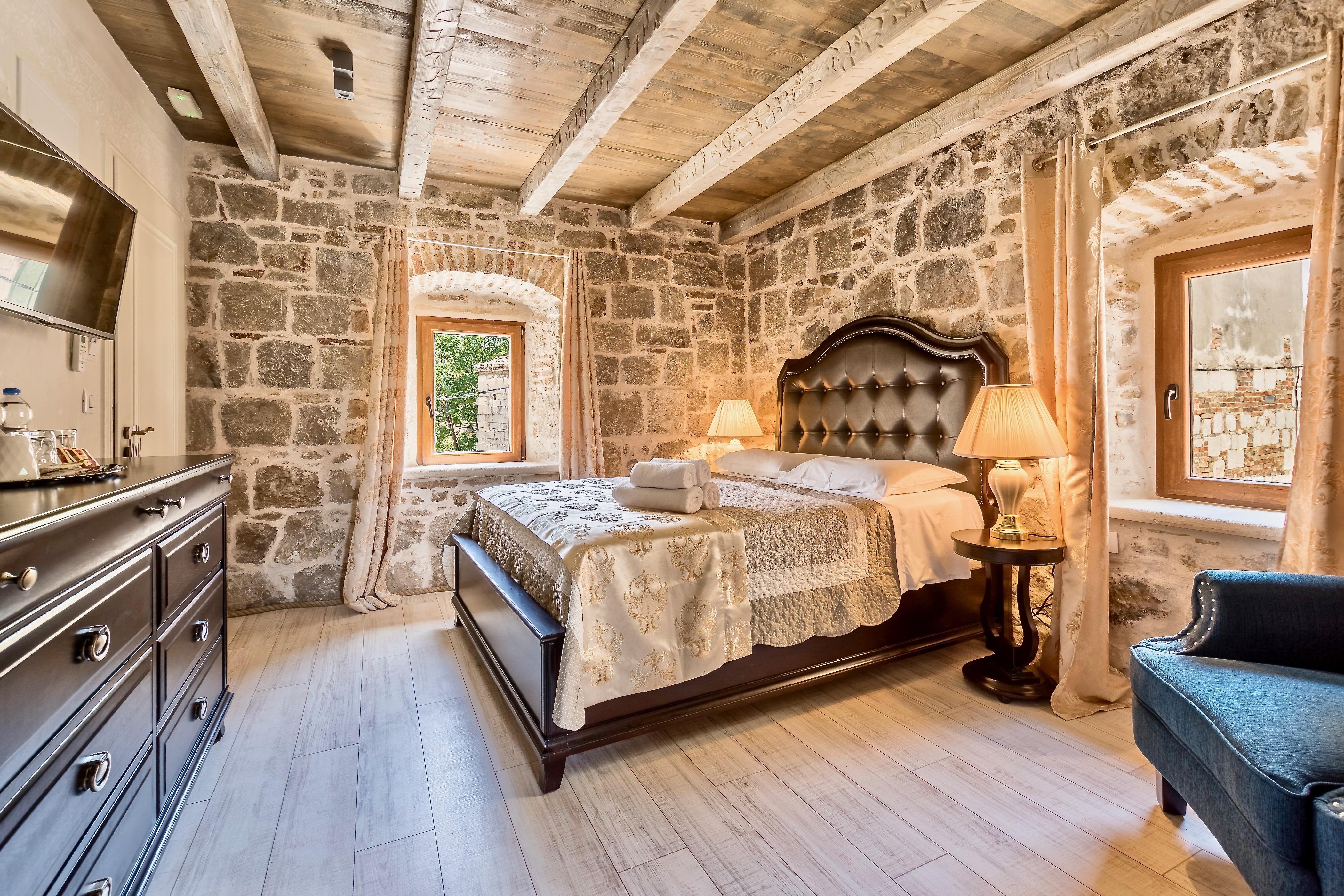 Heritage Palace Varos - Mag Quaint & Elegant Boutique Hotels Split Exteriör bild