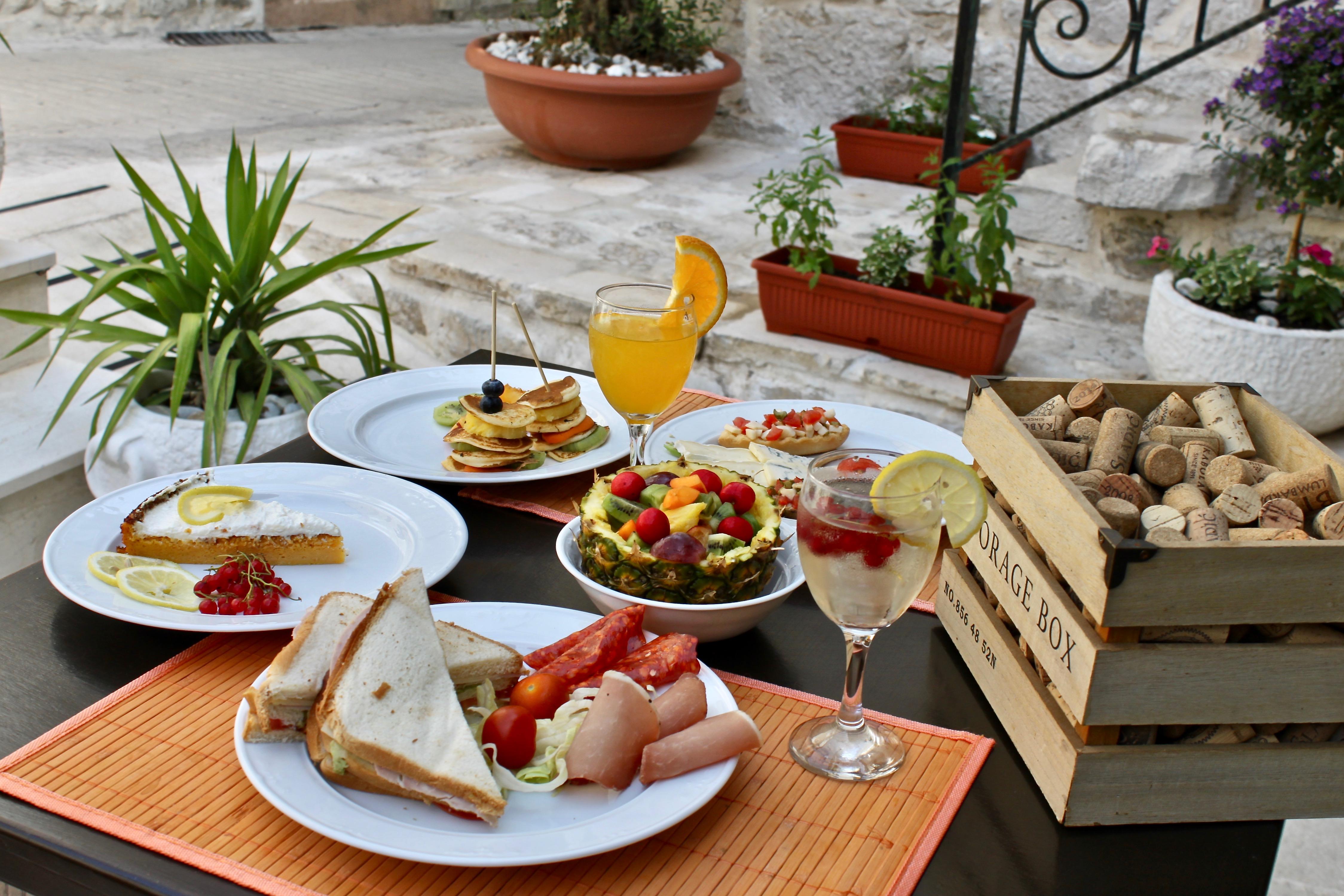 Heritage Palace Varos - Mag Quaint & Elegant Boutique Hotels Split Exteriör bild