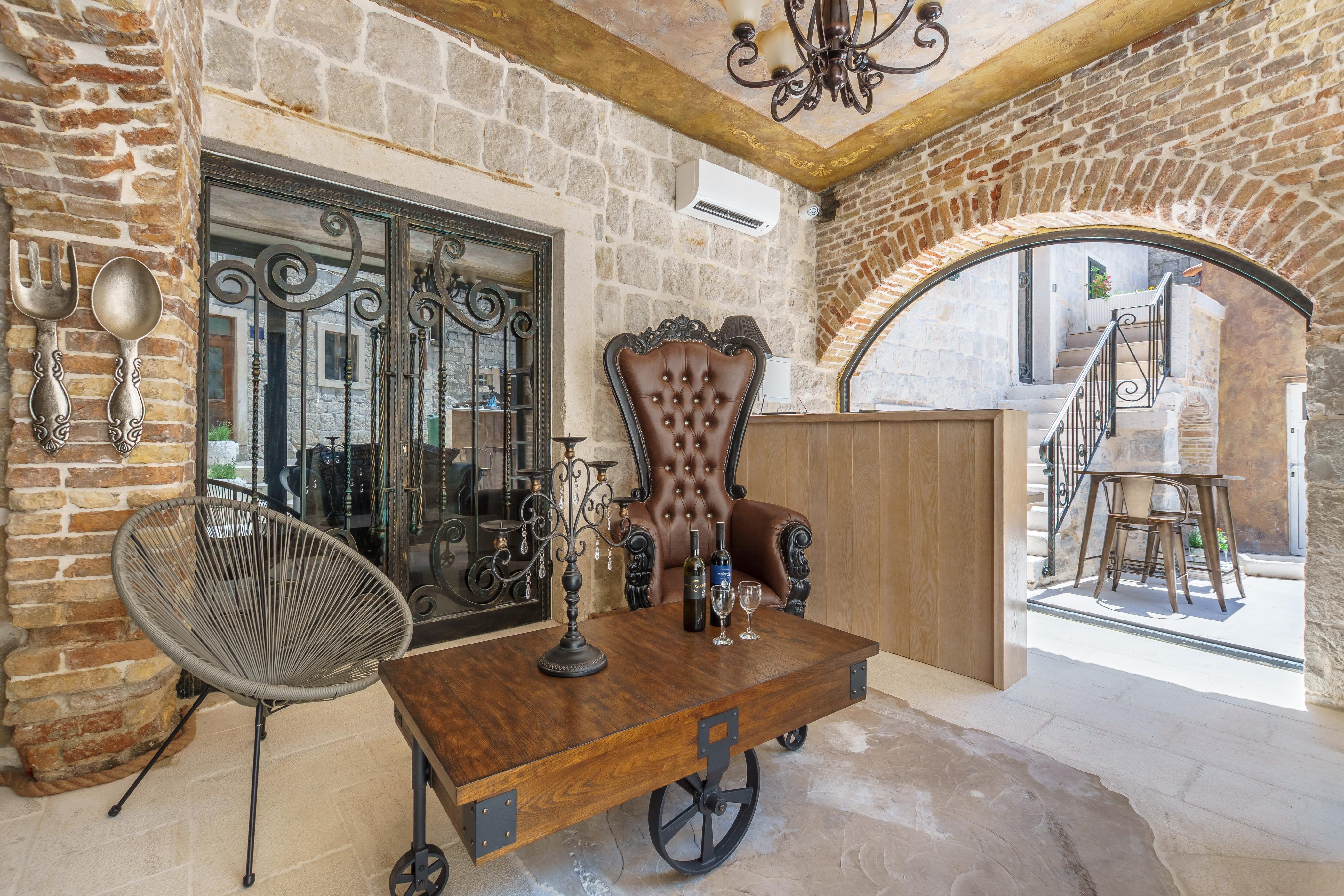 Heritage Palace Varos - Mag Quaint & Elegant Boutique Hotels Split Exteriör bild
