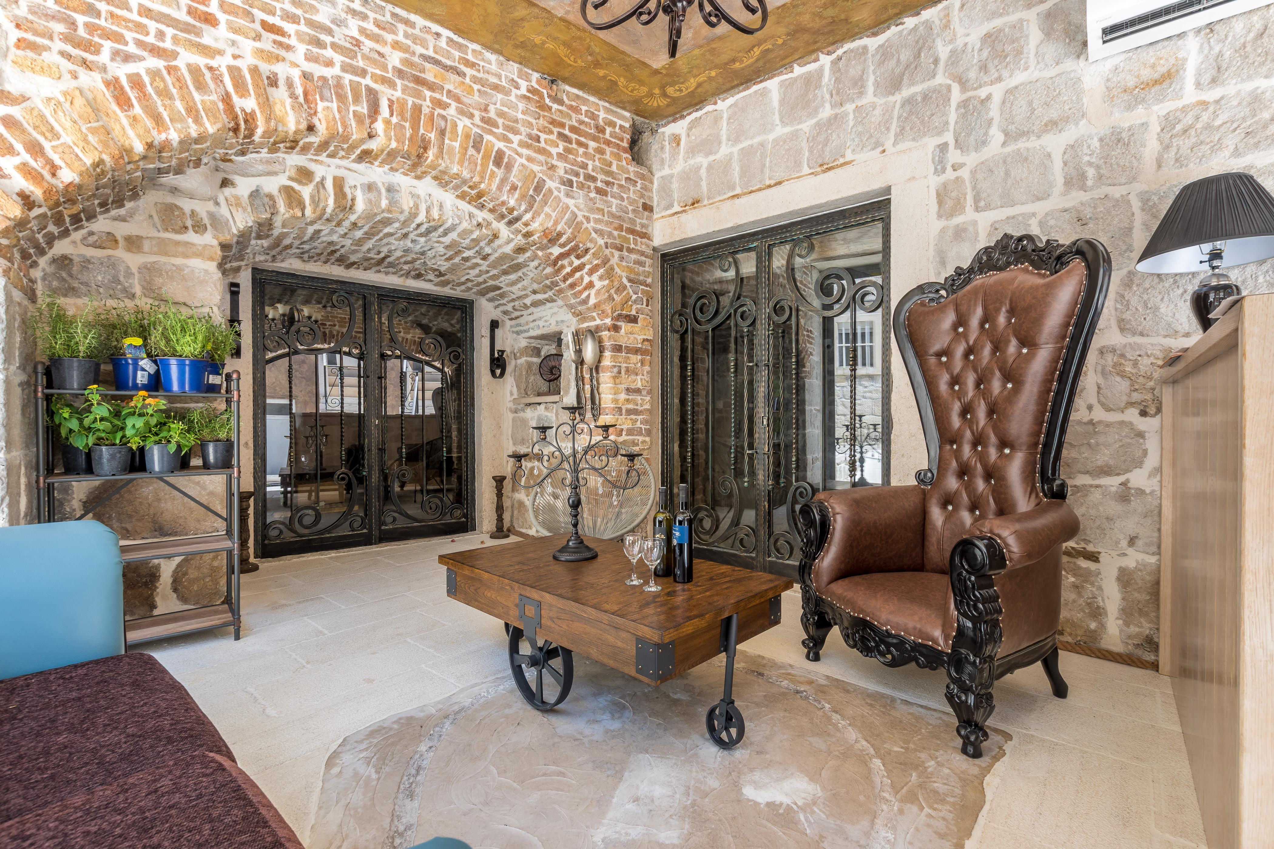 Heritage Palace Varos - Mag Quaint & Elegant Boutique Hotels Split Exteriör bild
