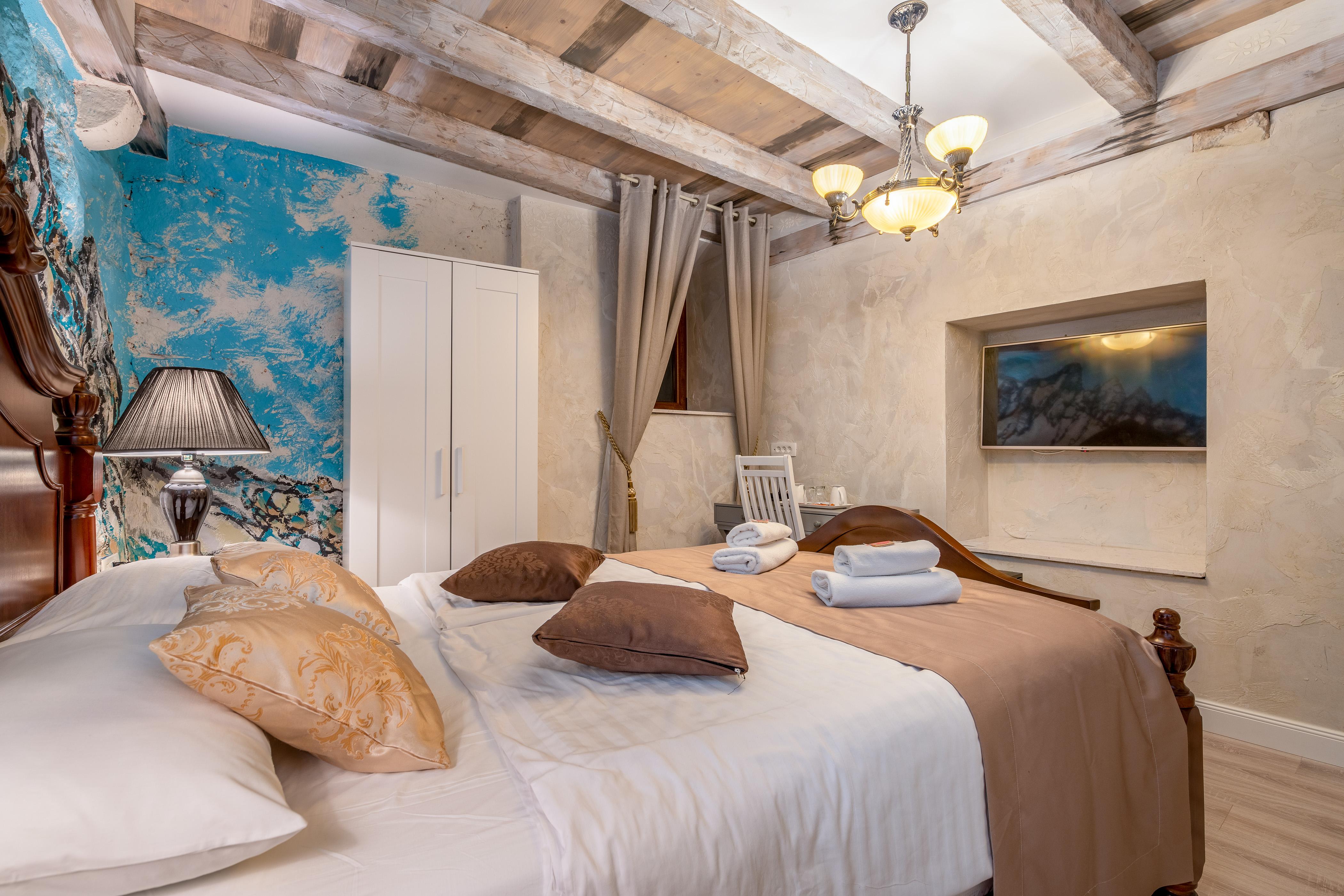 Heritage Palace Varos - Mag Quaint & Elegant Boutique Hotels Split Exteriör bild